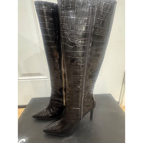 INC Sabrinaa Black Faux Croc Knee-High Stiletto Boots With Side Zipper - Womens - Picture 1 of 7
